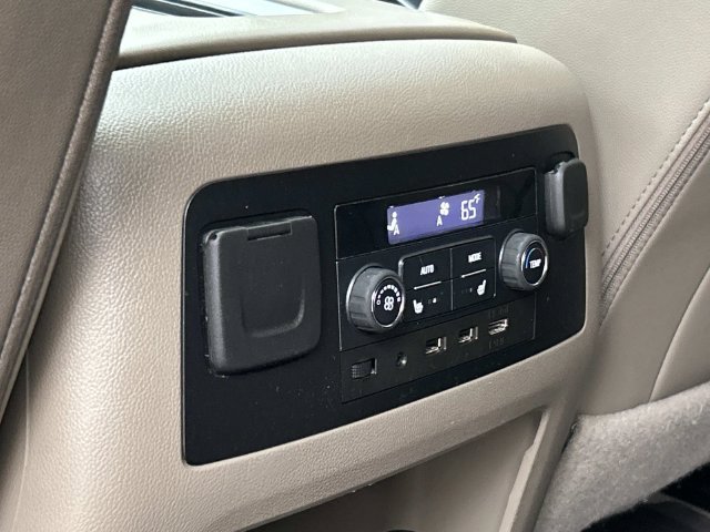 Used 2020 GMC Yukon SLT w/ Open Road Package RWD image 21