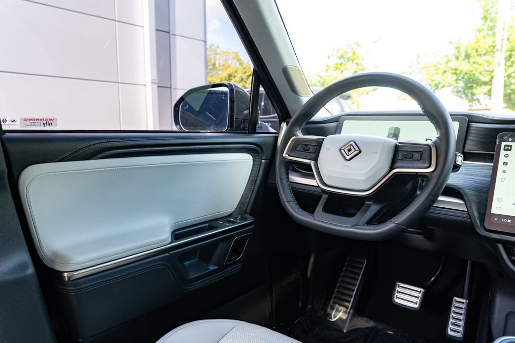 Used 2024 Rivian R1S Adventure AWD/4WD image 12