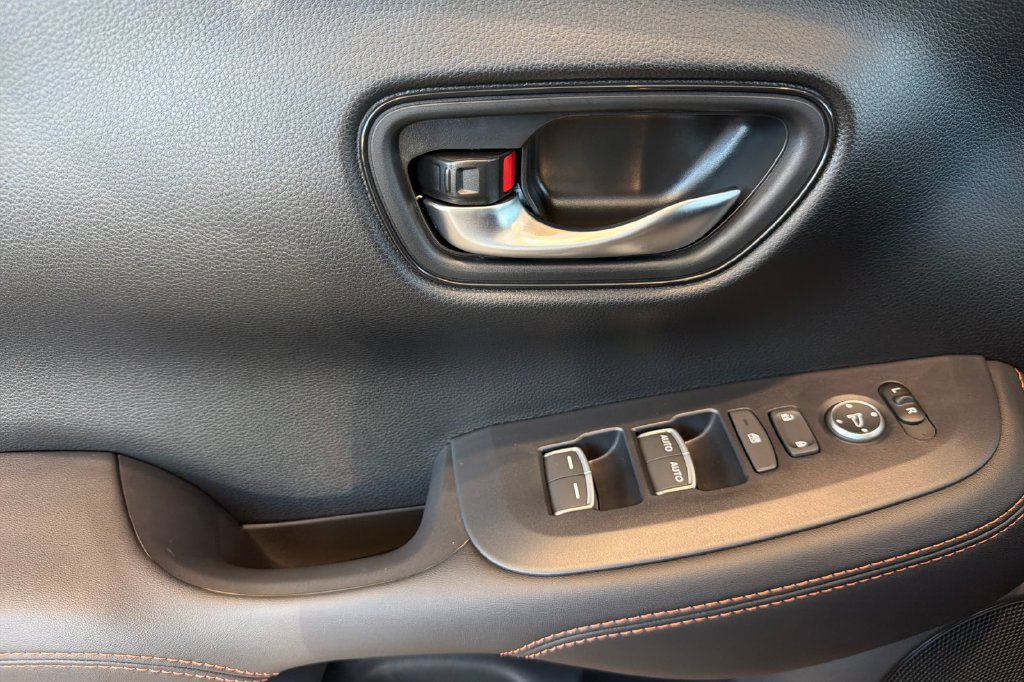 New 2027 Honda HR-V Sport image 5