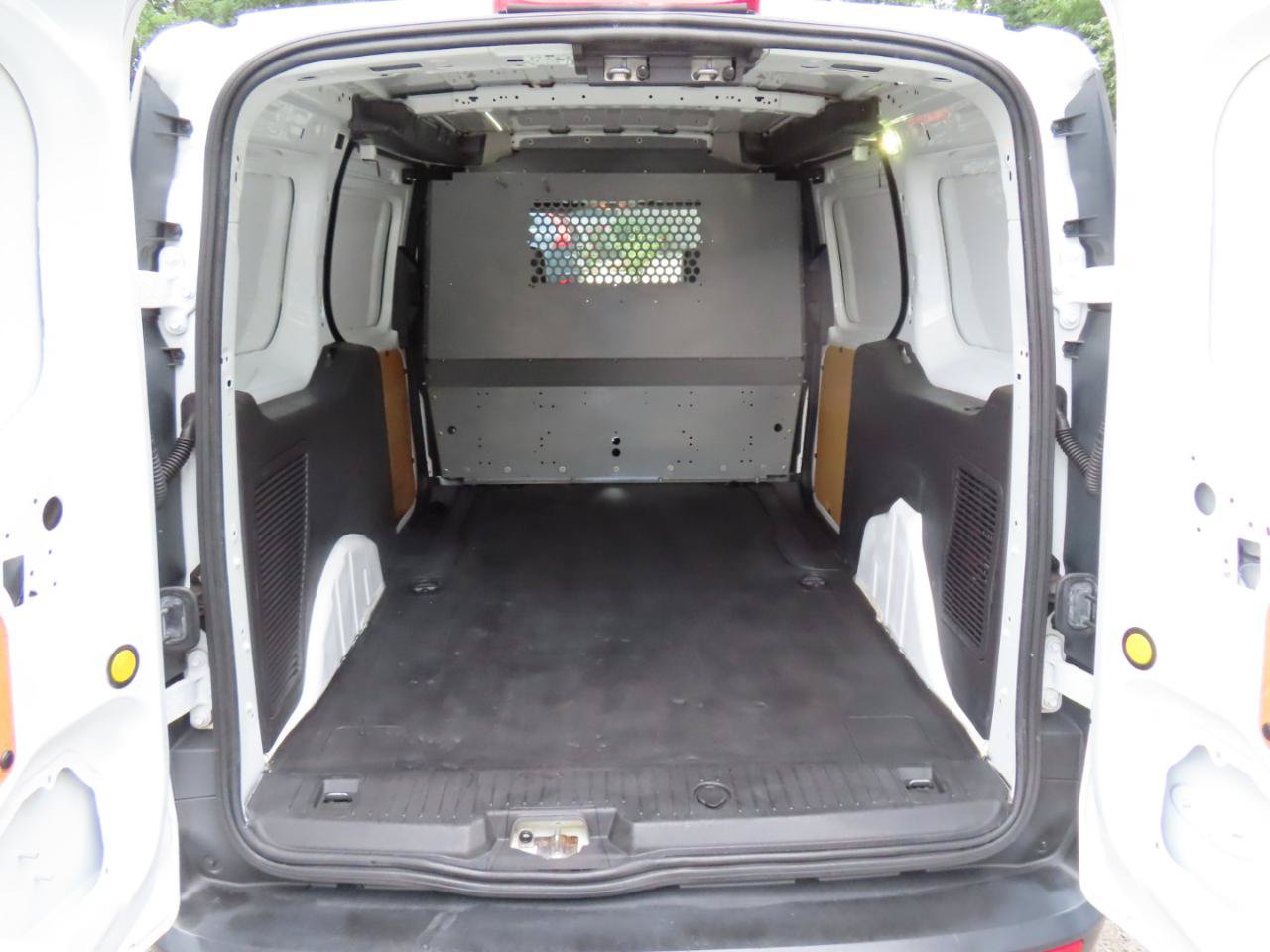 Used 2017 Ford Transit Connect XL FWD image 10