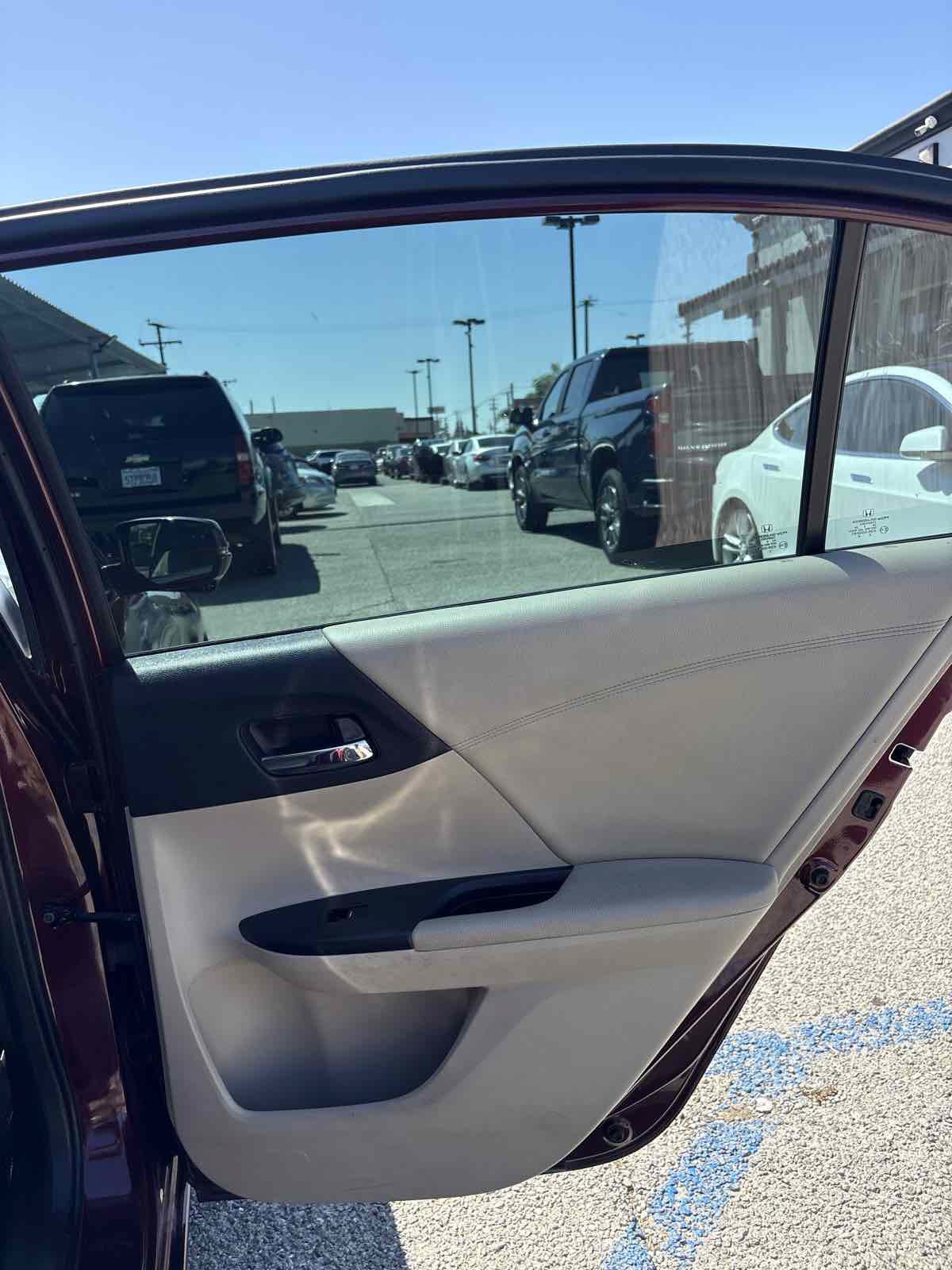 Used 2016 Honda Accord EX-L image 10