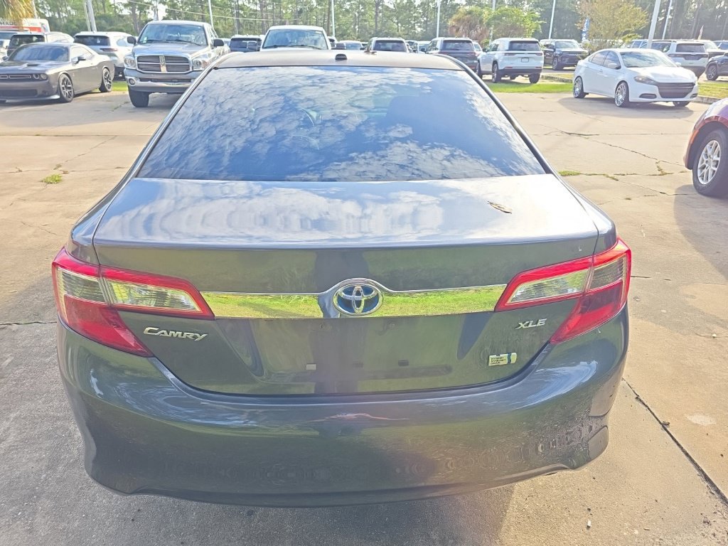 Used 2012 Toyota Camry XLE w/ Leather Pkg FWD image 4