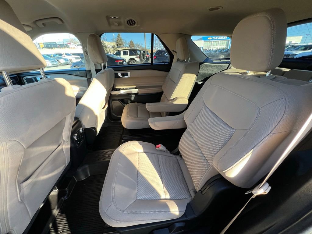 Used 2022 Ford Explorer XLT w/ Class IV Trailer Tow Package image 20