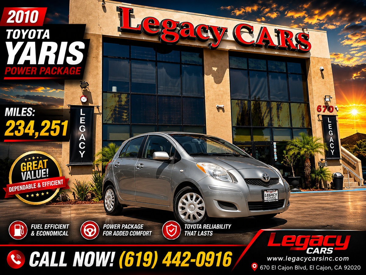 Used 2010 Toyota Yaris 4-Door Hatchback FWD image 2