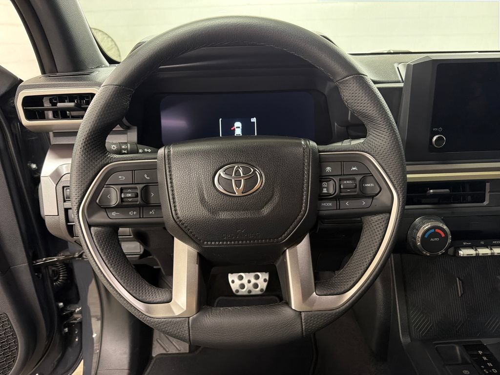 Used 2026 Toyota Tacoma TRD Sport AWD/4WD image 17