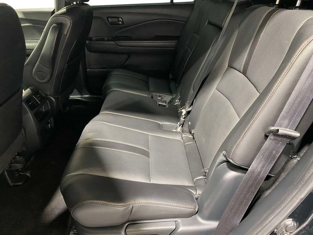 Used 2023 Honda Passport TrailSport image 12