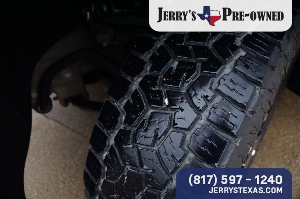Used 2023 GMC Sierra 2500 AT4 AWD/4WD image 8