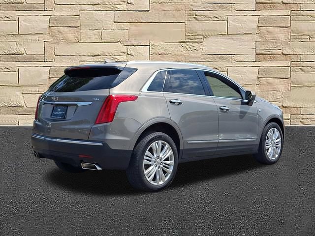 Used 2017 Cadillac XT5 Premium Luxury w/ Driver Assist Package FWD image 22