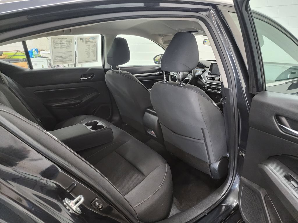 Used 2022 Nissan Altima 2.5 SV FWD image 27