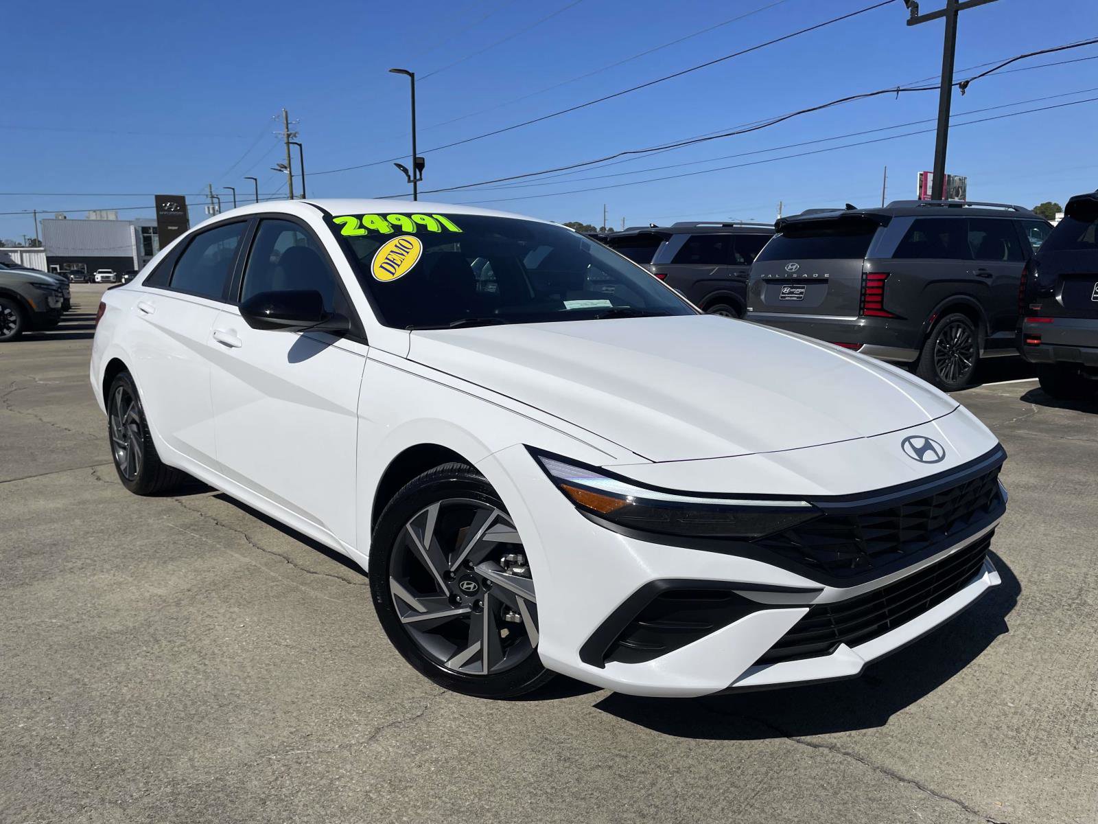 Certified 2025 Hyundai Elantra Sport image 1