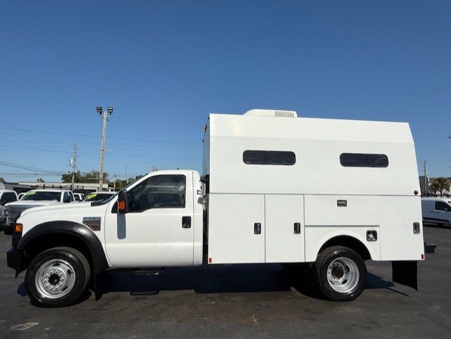 Used 2009 Ford F550 2WD Regular Cab Super Duty image 8