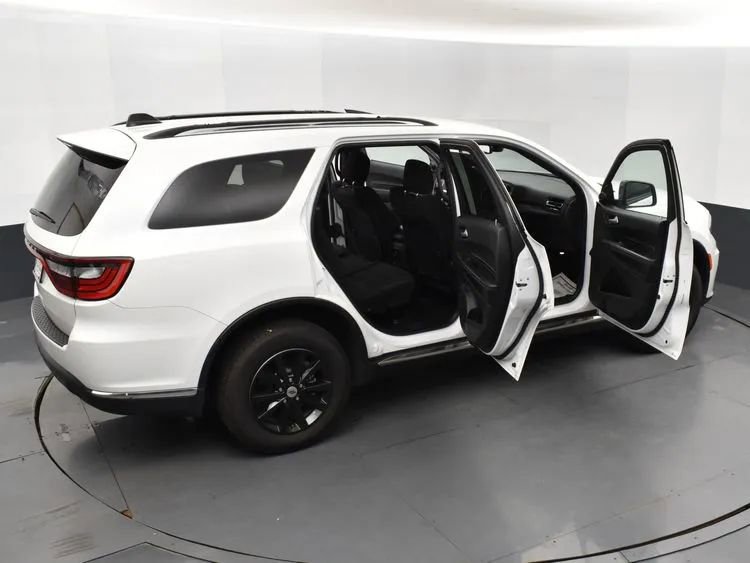 Used 2024 Dodge Durango SXT image 6