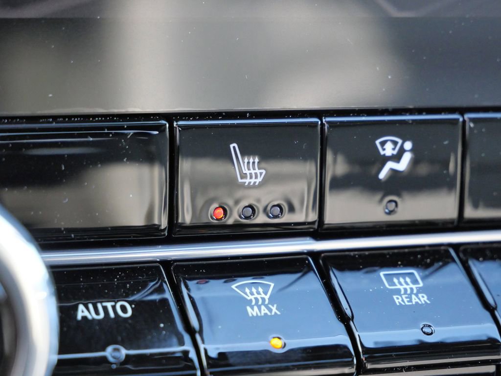 New 2026 GMC Canyon Elevation w/ Convenience Package image 52