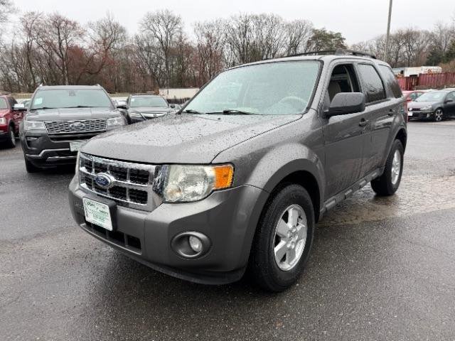 Used 2010 Ford Escape XLT FWD image 1