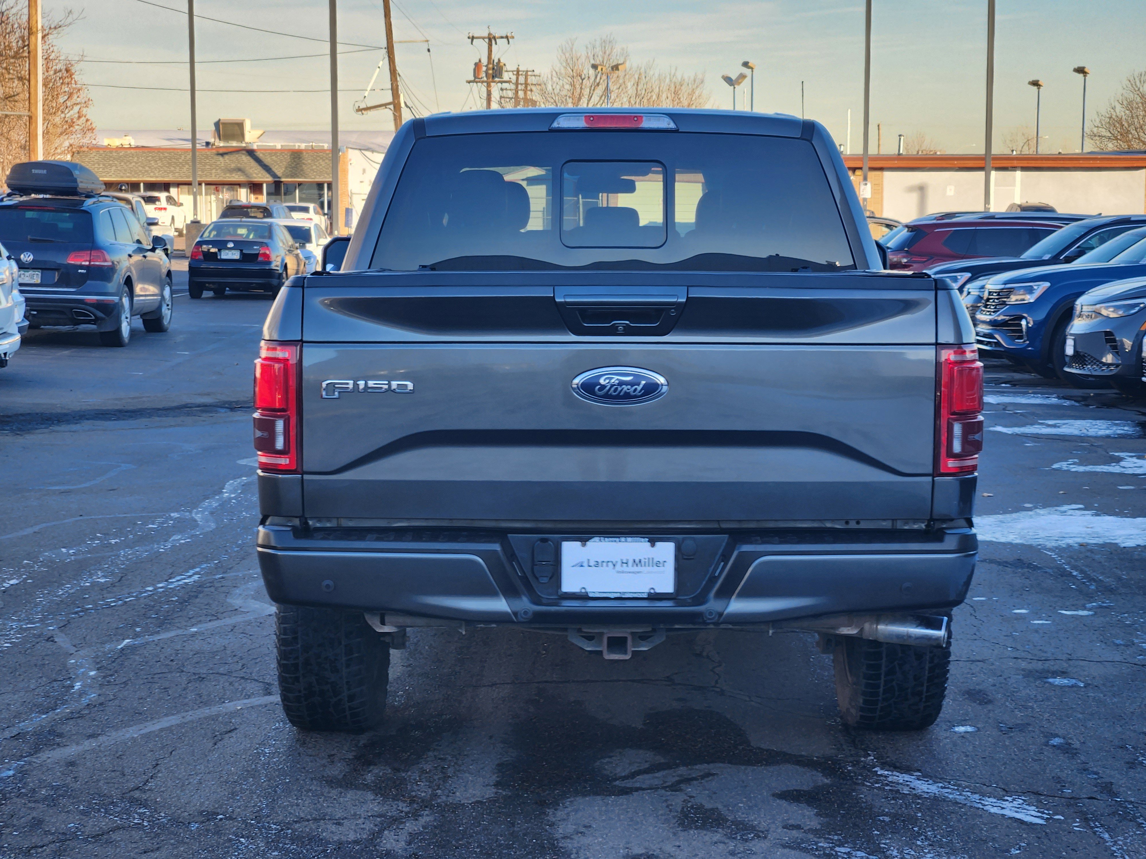 Used 2017 Ford F150 Lariat w/ Equipment Group 502A Luxury image 5