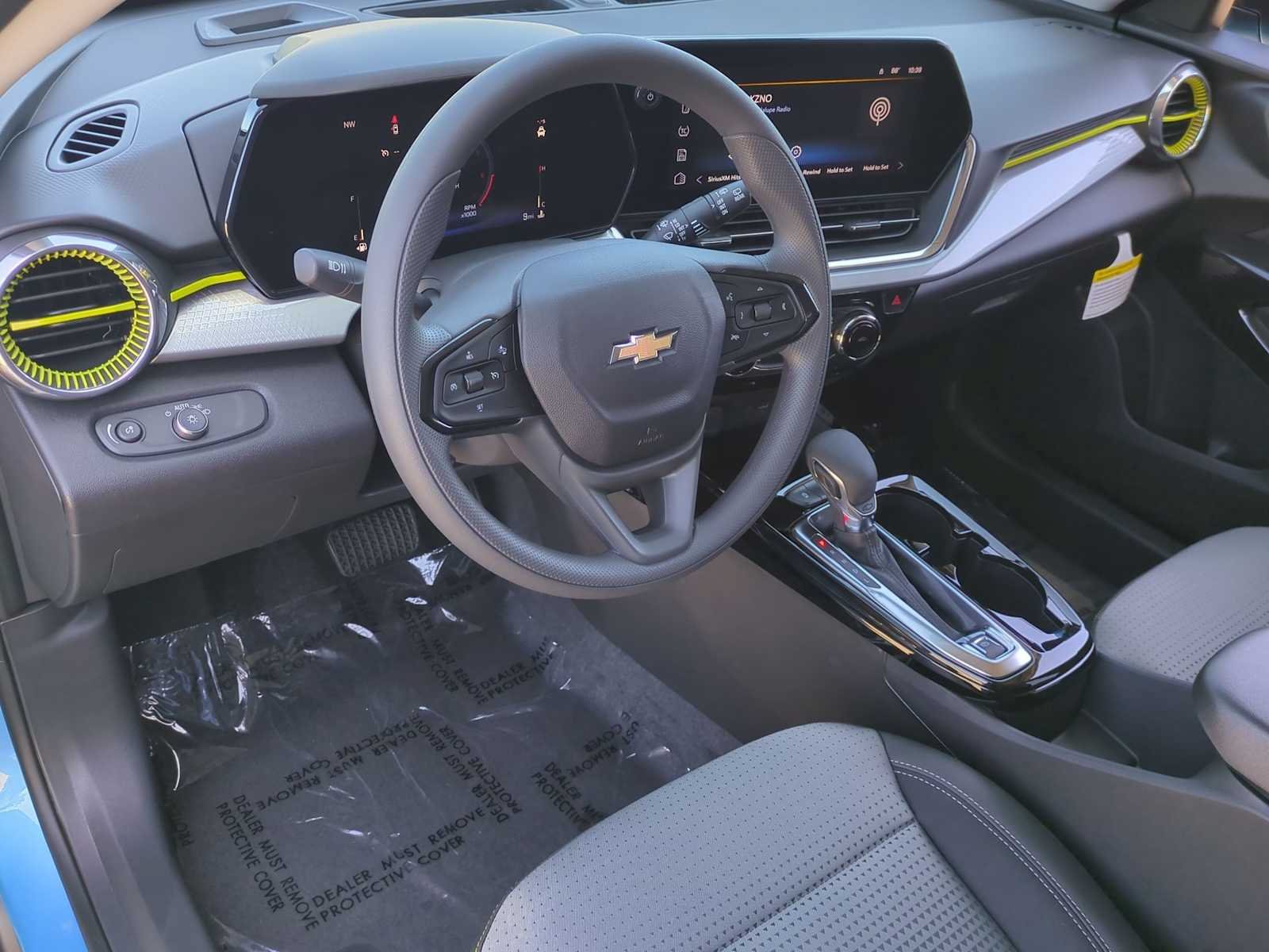New 2026 Chevrolet Trax LT FWD image 12