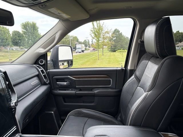 Used 2024 RAM 2500 Laramie AWD/4WD image 15