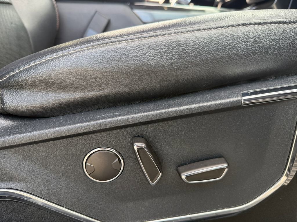 Used 2021 Ford F150 Lariat image 16