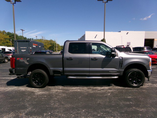 Used 2023 Ford F250 XLT w/ FX4 Off-Road Package AWD/4WD image 10