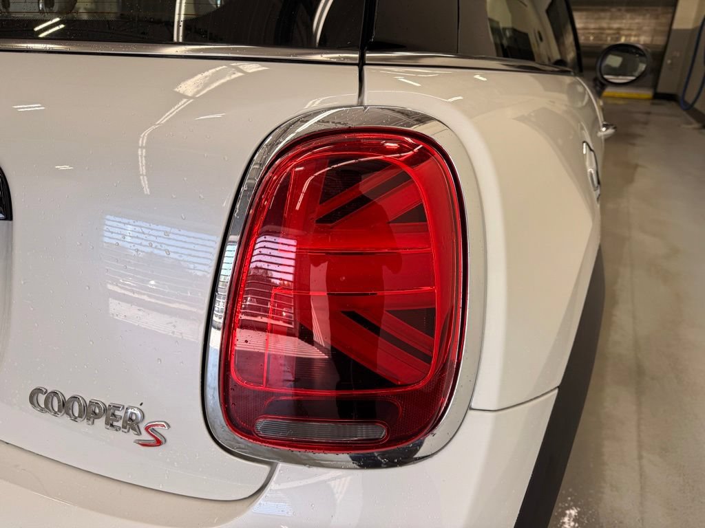 Used 2024 MINI Cooper S FWD image 9