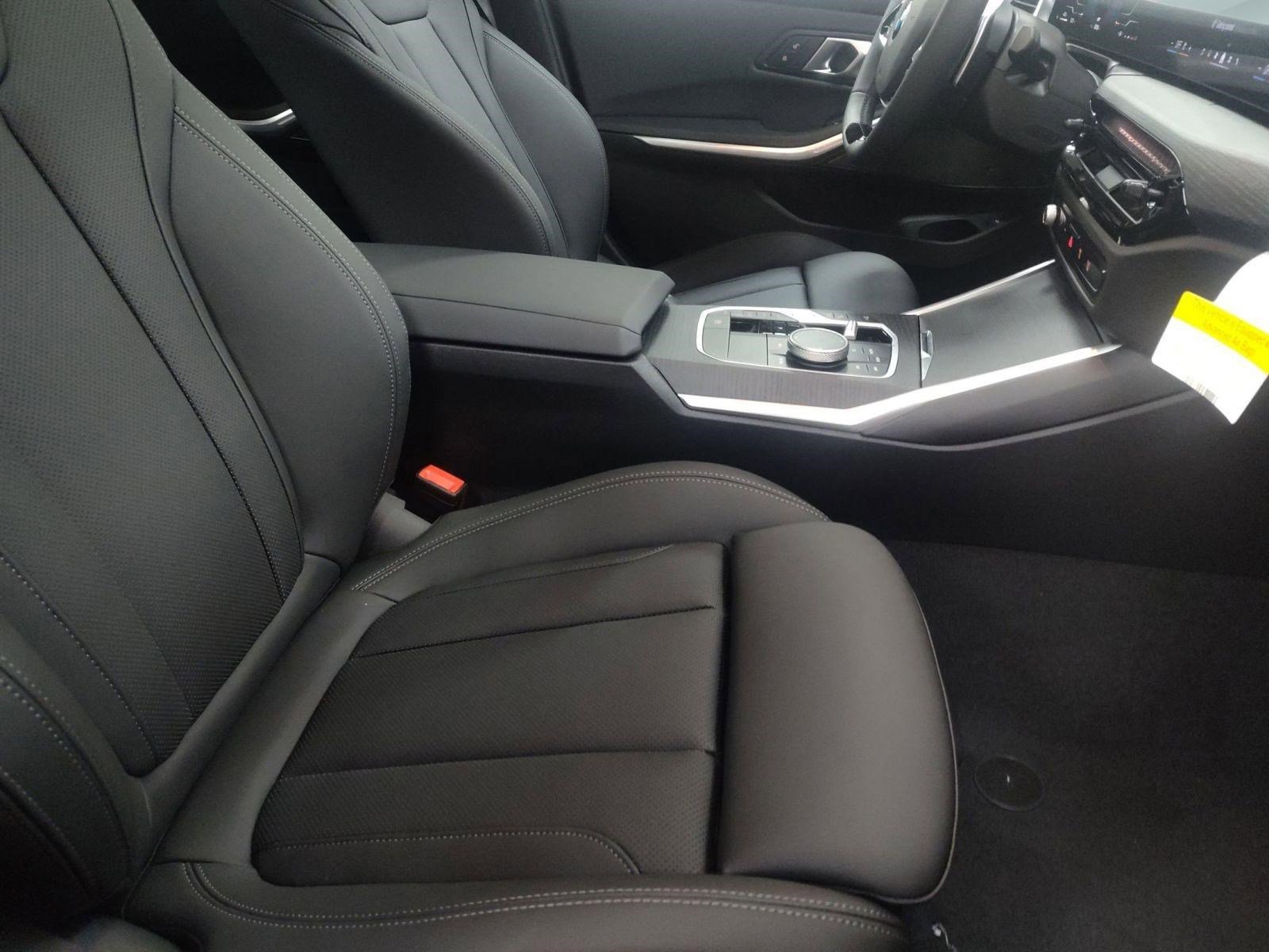 New 2026 BMW 330i xDrive Sedan w/ Premium Package image 25