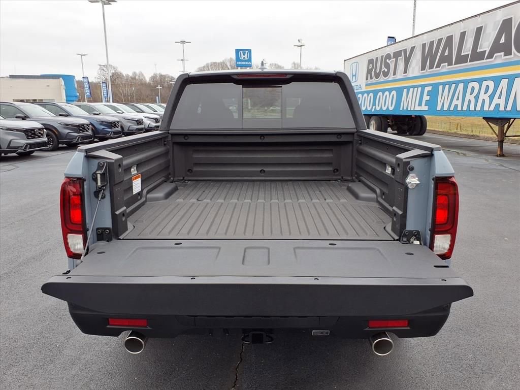 New 2026 Honda Ridgeline Black Edition image 11