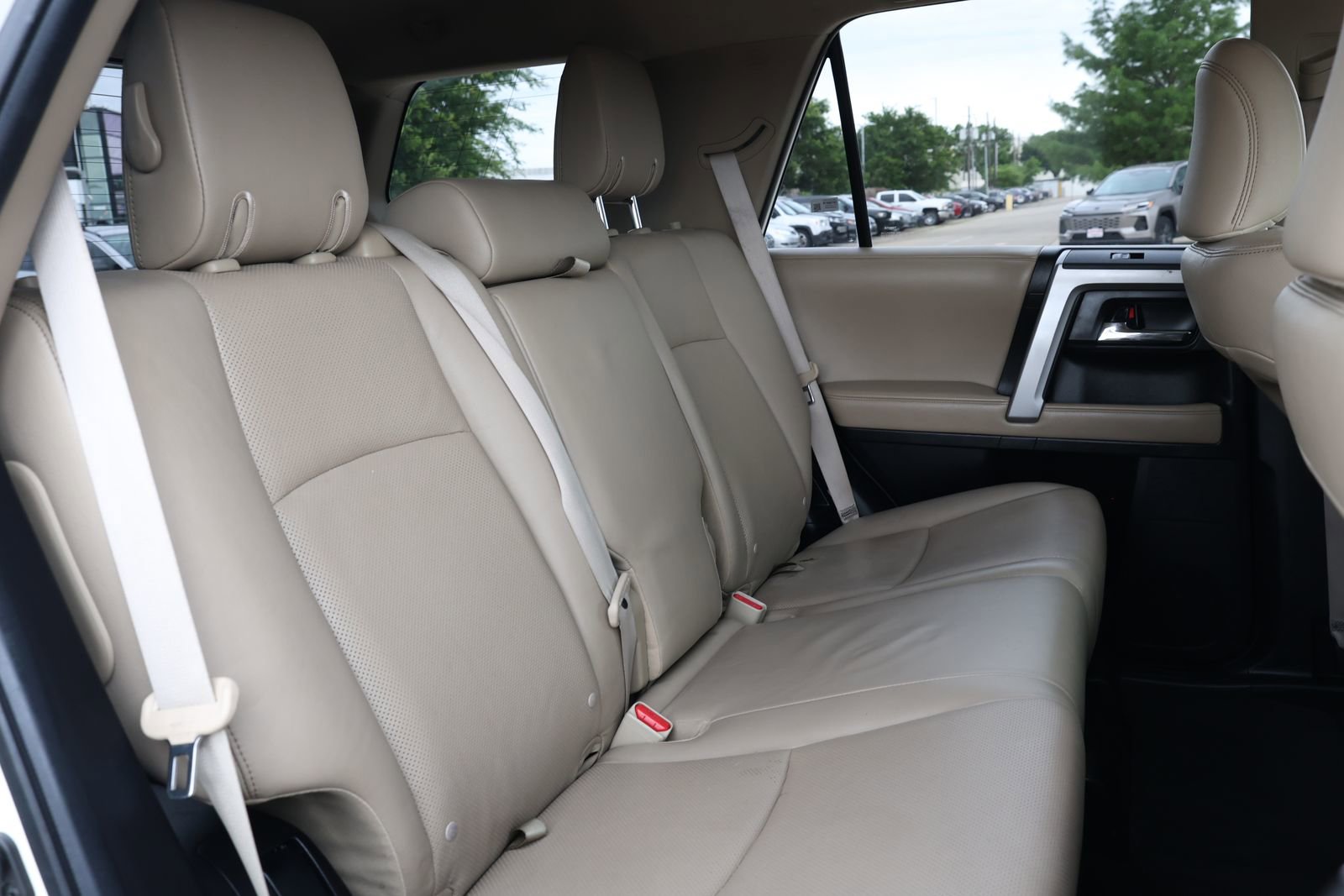 Used 2019 Toyota 4Runner Limited AWD/4WD image 32