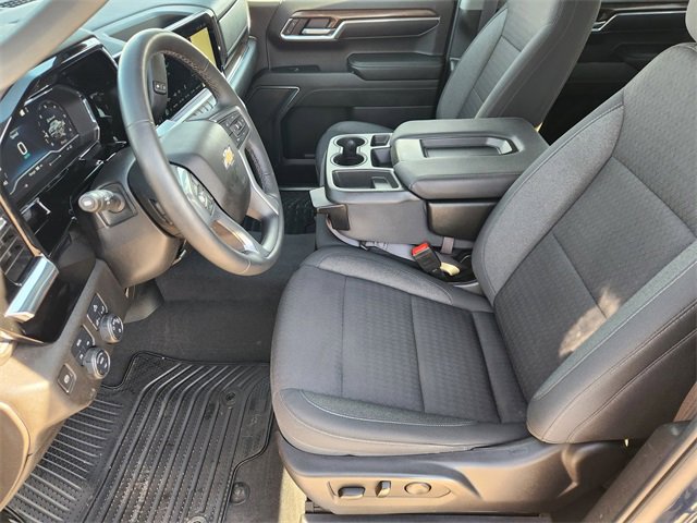 Used 2023 Chevrolet Silverado 1500 LT image 13