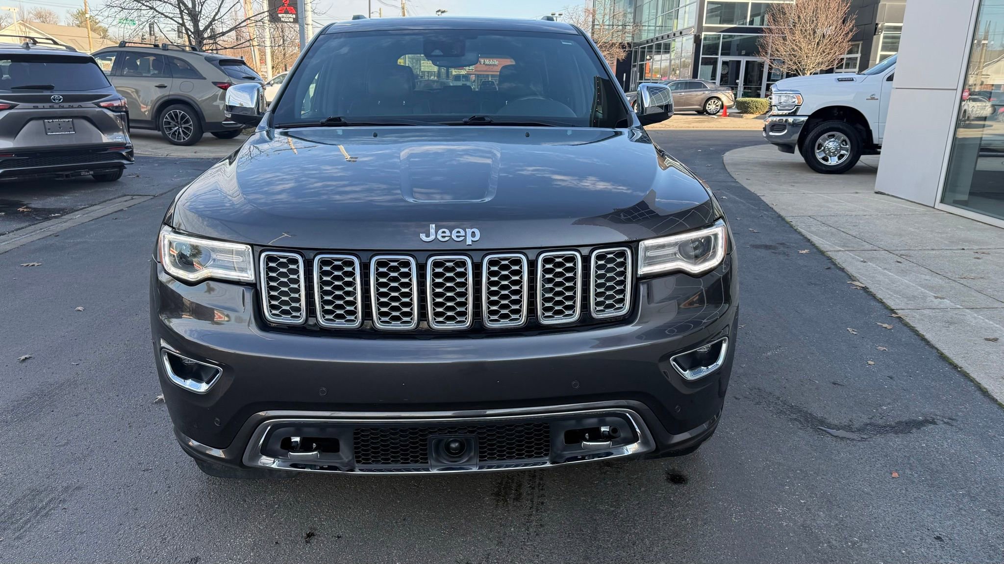 Used 2019 Jeep Grand Cherokee Overland image 8