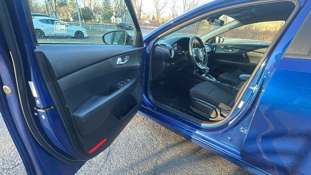 Used 2021 Kia Forte LXS image 26