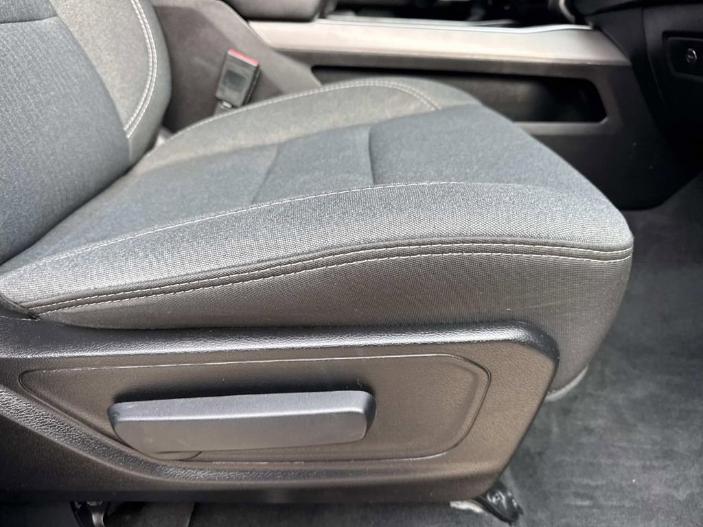 Used 2022 RAM 1500 Big Horn RWD image 12