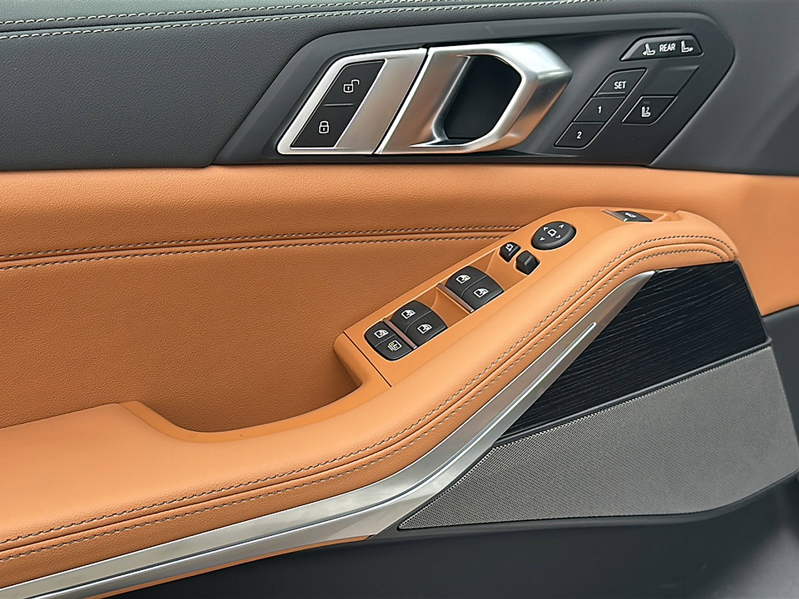 New 2026 BMW X7 xDrive40i w/ M Sport Package image 13