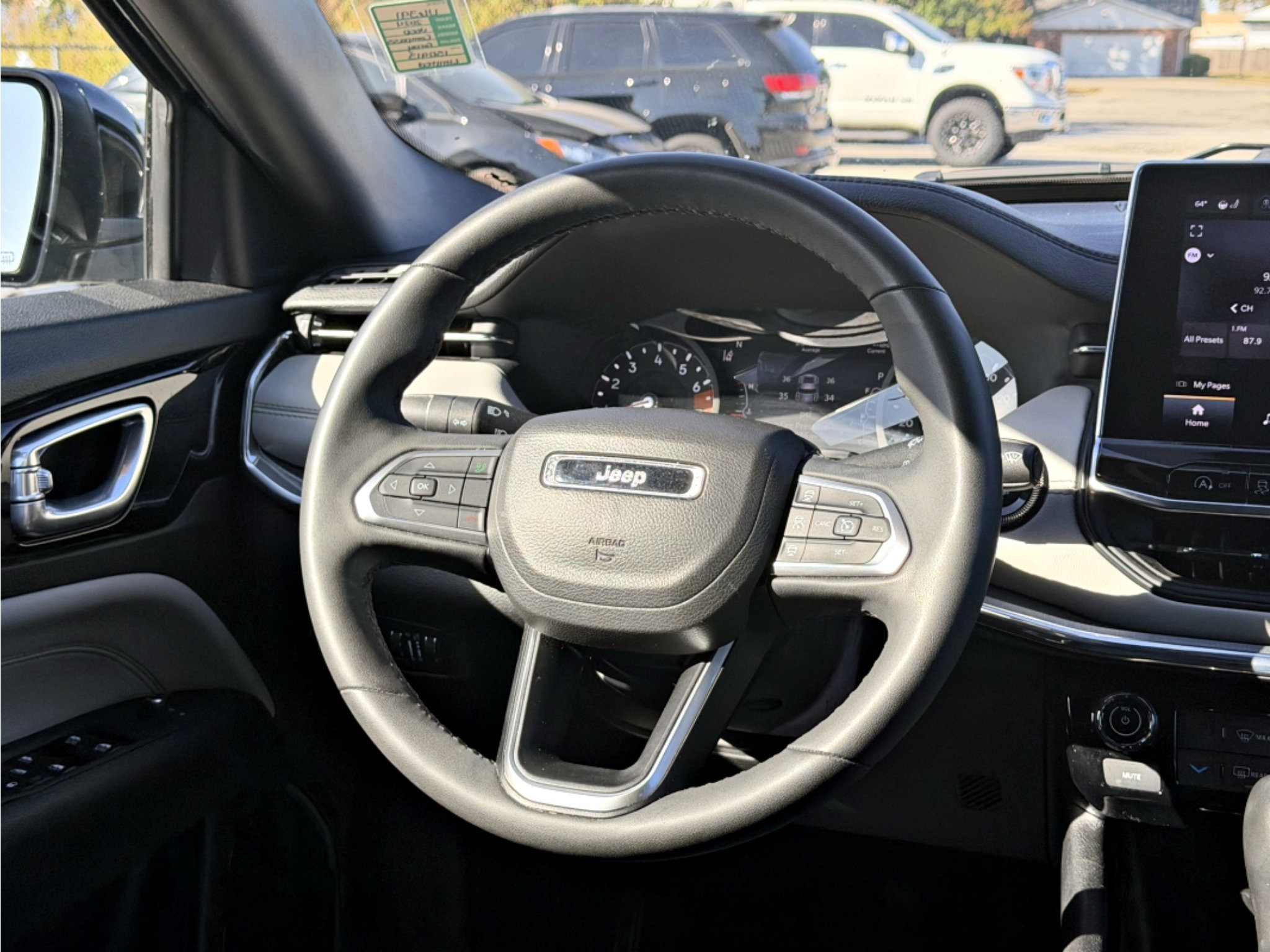 Used 2024 Jeep Compass Limited AWD/4WD image 12