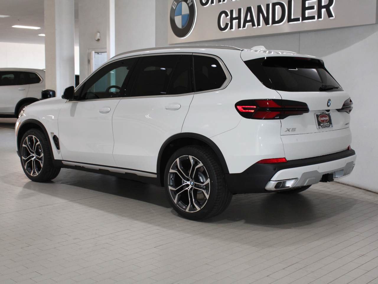 Used 2026 BMW X5 sDrive40i w/ Premium Package RWD image 5