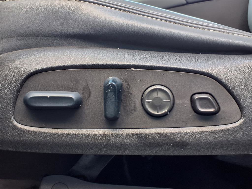 Used 2024 Buick Enclave Premium image 30