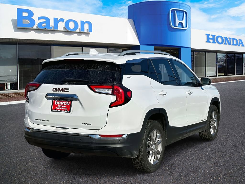 Used 2022 GMC Terrain SLT AWD/4WD image 5