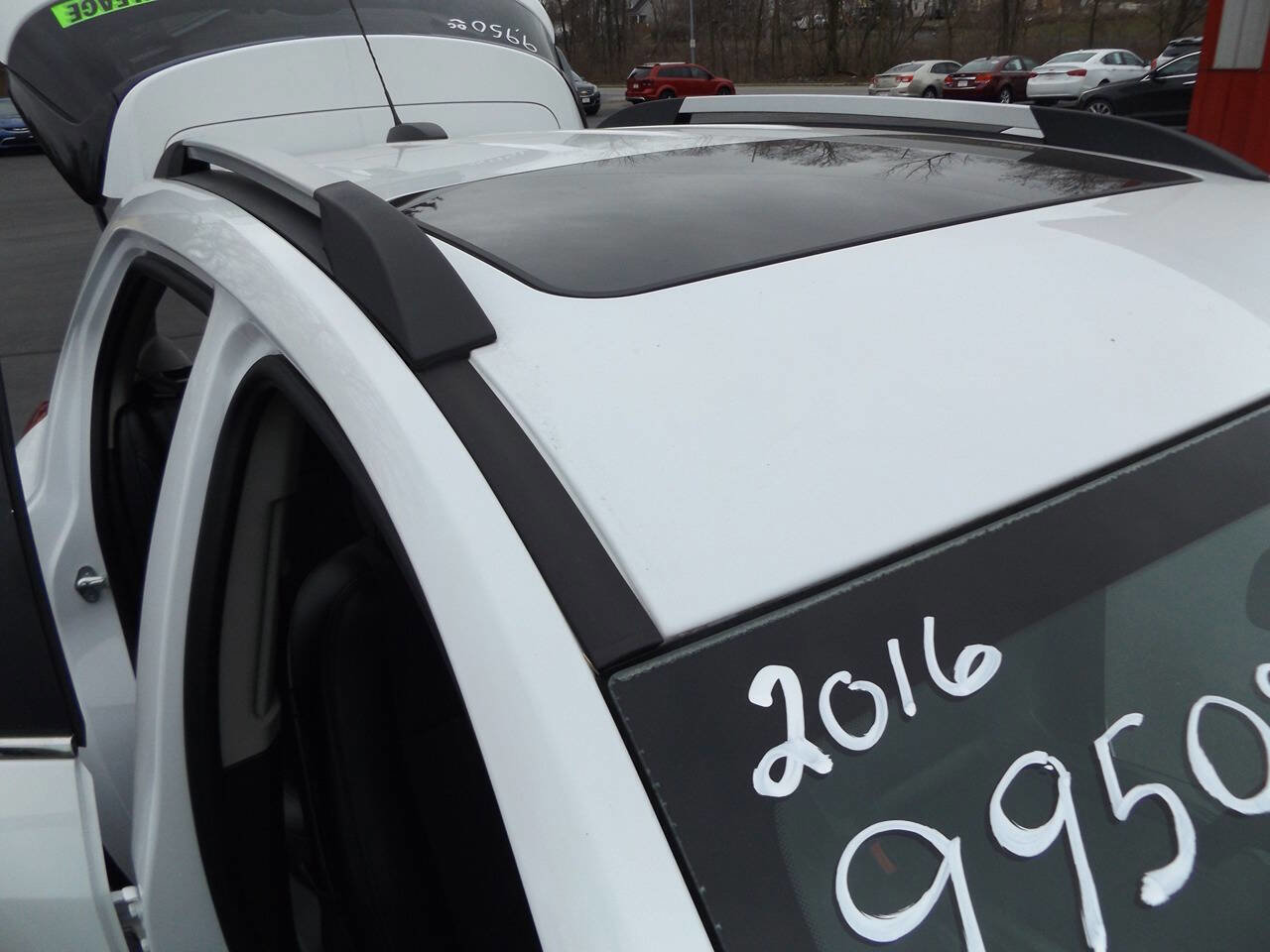 Used 2016 Chevrolet Trax LT w/ LT Sun and Sound Package image 23