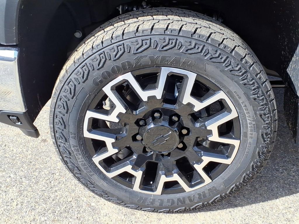 New 2026 Chevrolet Silverado 2500 LT w/ Convenience Package image 9
