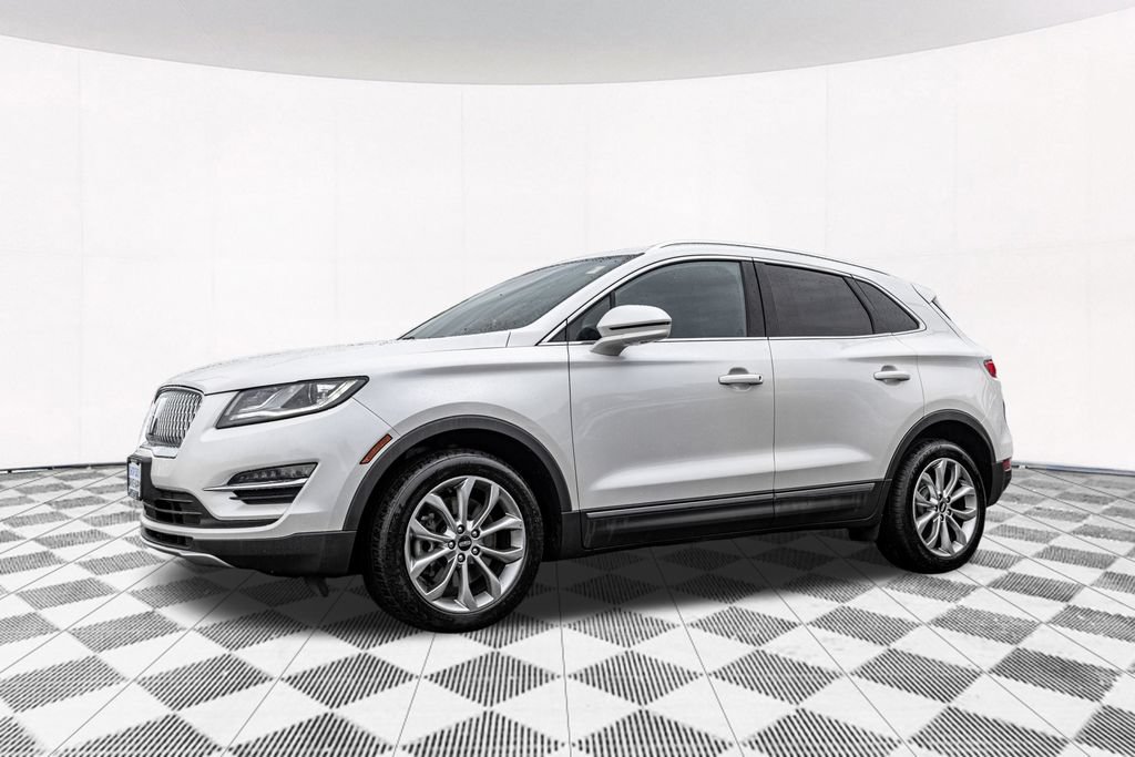 Used 2019 Lincoln MKC Select w/ Select Plus Package AWD/4WD image 6