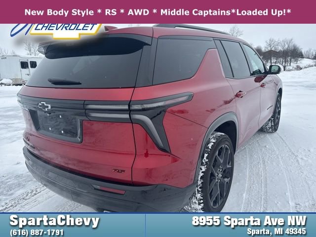 Used 2024 Chevrolet Traverse RS image 3