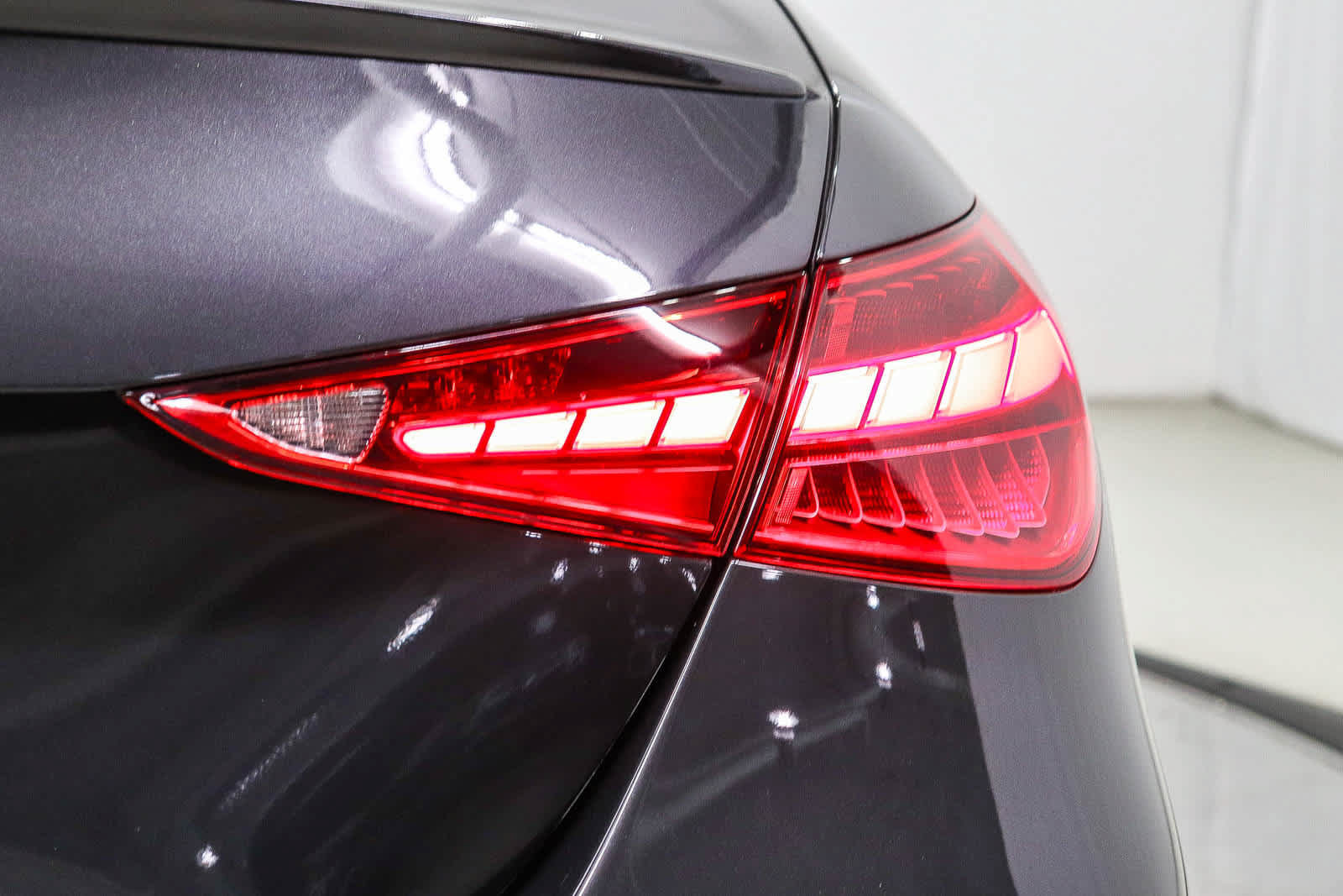 Used 2023 Mercedes-Benz C 300 Sedan image 11