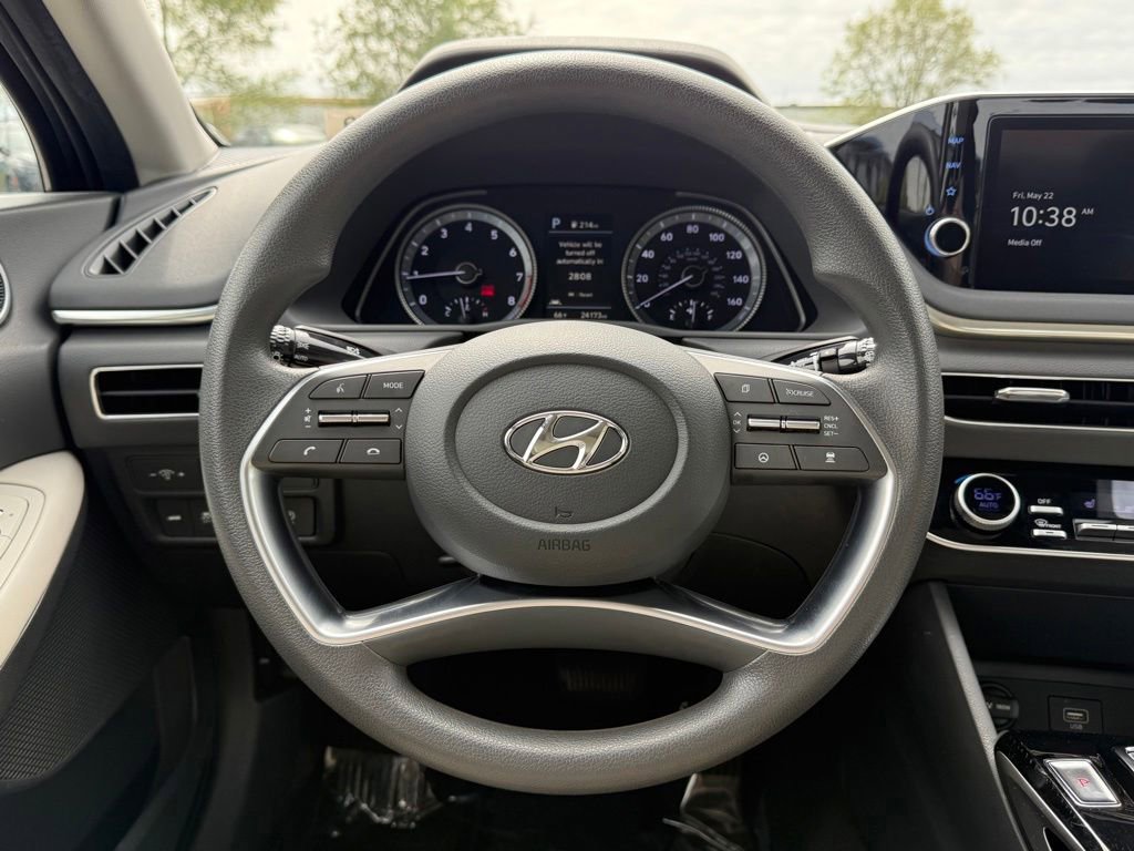 Used 2023 Hyundai Sonata SEL FWD image 17