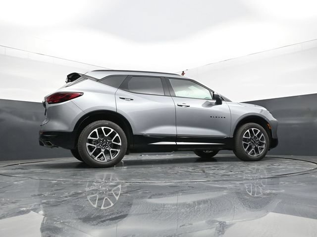Used 2025 Chevrolet Blazer RS AWD/4WD image 59