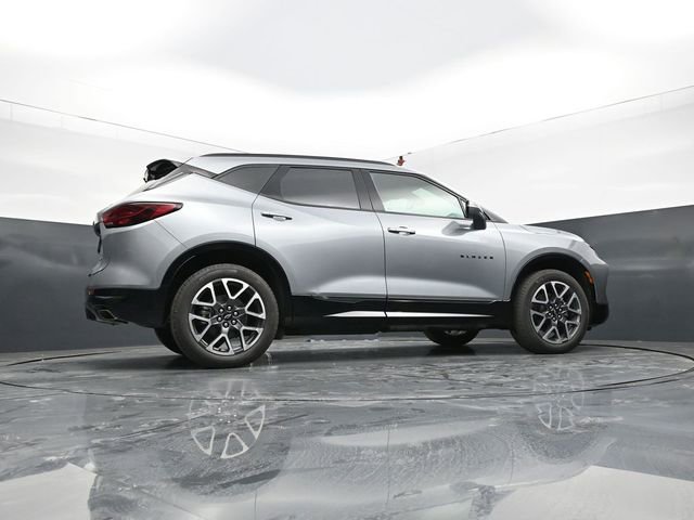 Used 2025 Chevrolet Blazer RS AWD/4WD image 59