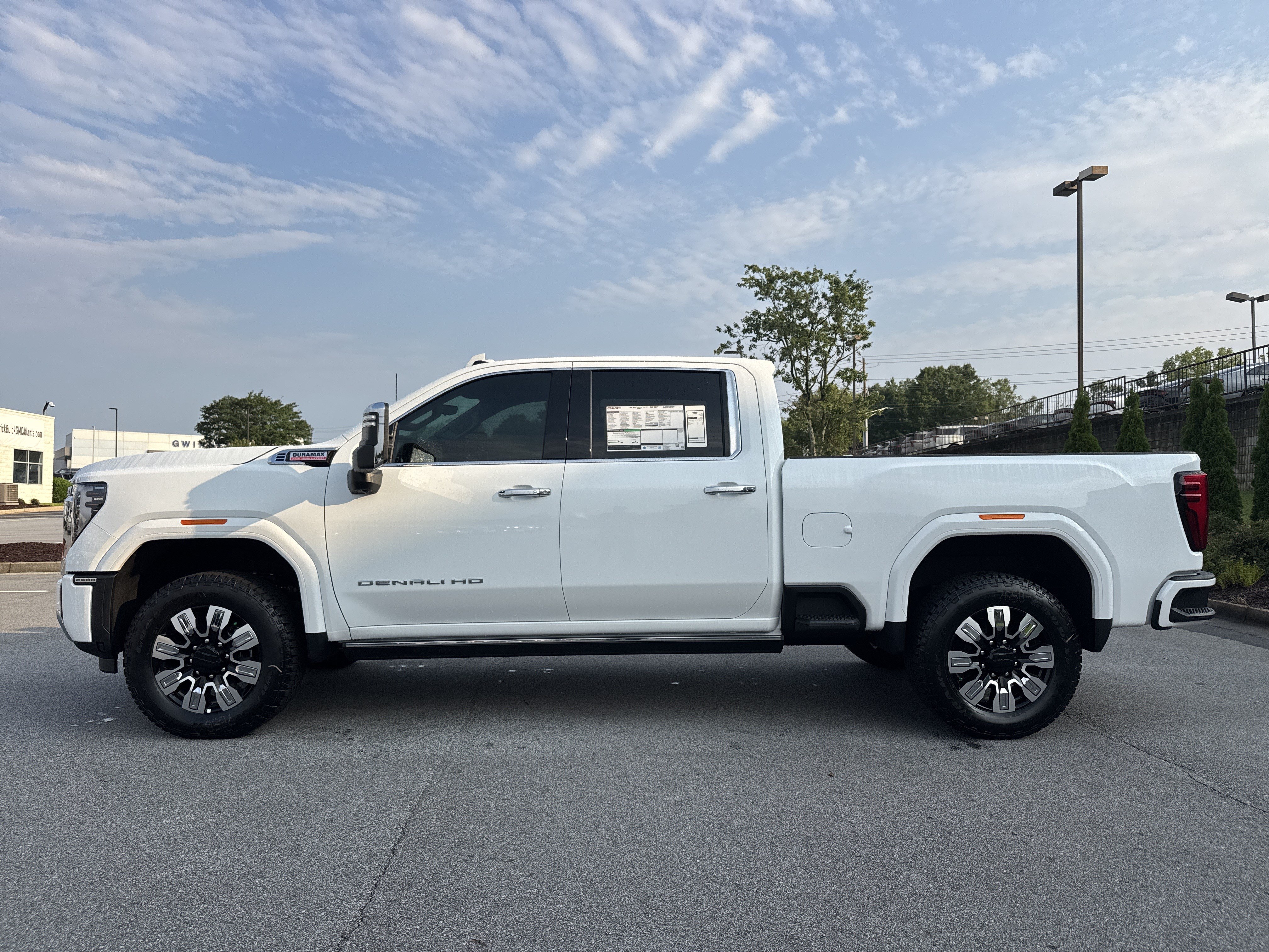 New 2026 GMC Sierra 2500 Denali w/ Denali Reserve Package AWD/4WD image 7