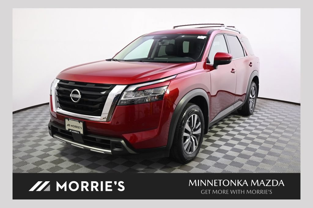Used 2024 Nissan Pathfinder SL