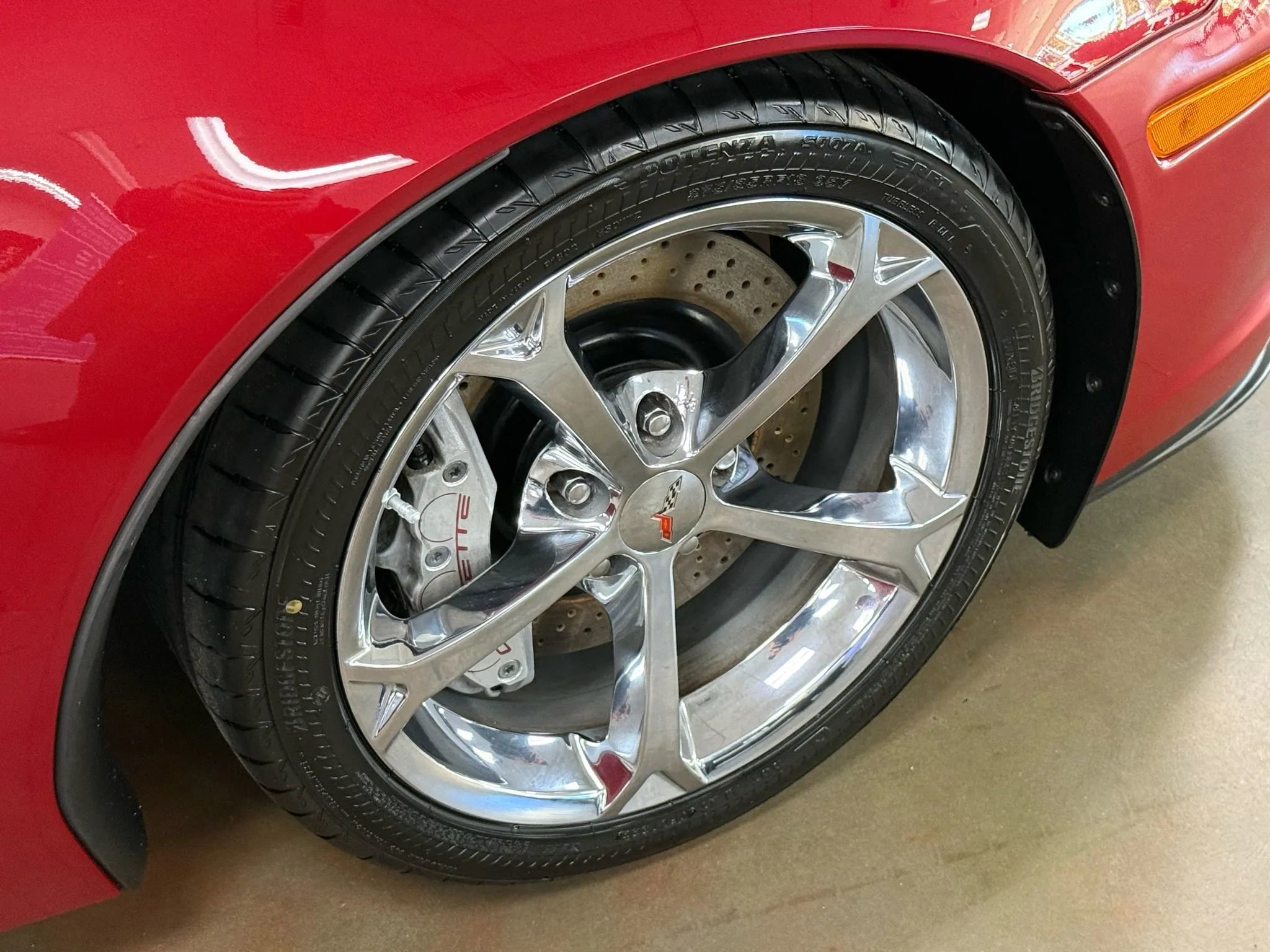 Used 2012 Chevrolet Corvette Grand Sport w/ Roof Package image 22