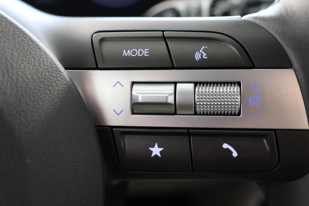 Used 2024 Hyundai Kona SEL AWD/4WD image 12