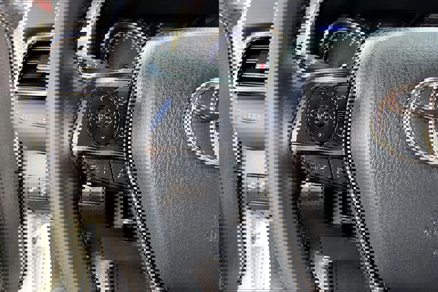 Used 2023 Toyota Camry SE image 22