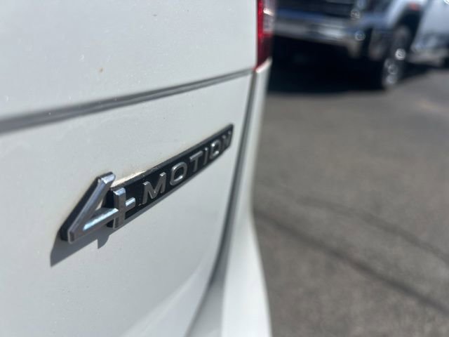 Used 2023 Volkswagen Tiguan SE R-Line AWD/4WD image 8